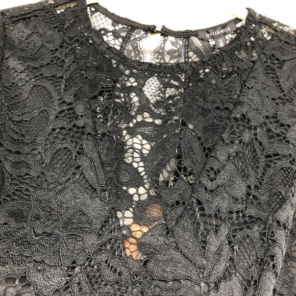 NWT Dynamite Open Back Lace Bodysuit size M - Picture 12 of 16